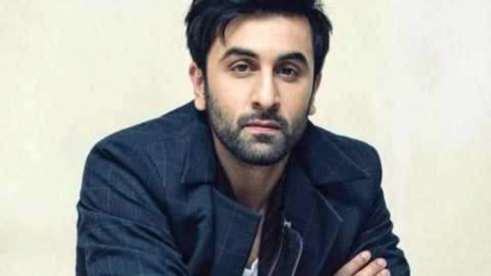 1033-ranbir-kapoor